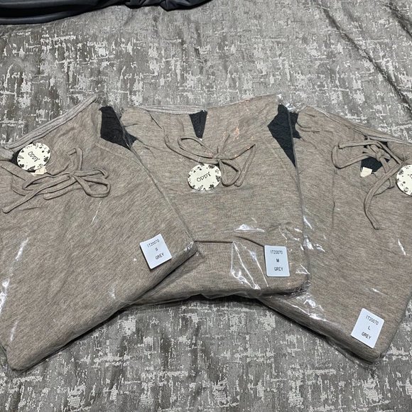 Cable Knit Sleeves/French Terry hoodie - Picture 7 of 9